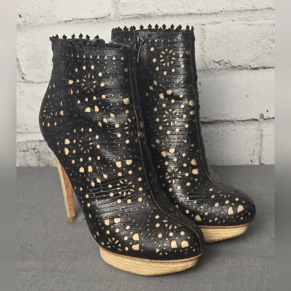 BCBGMAXAZRIA Laser Cut Platform Booties Black Tan Stiletto | 6.5